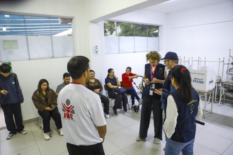 JNE acredita a 587 observadores internacionales de 23 misiones para segunda vuelta del 7 de junio