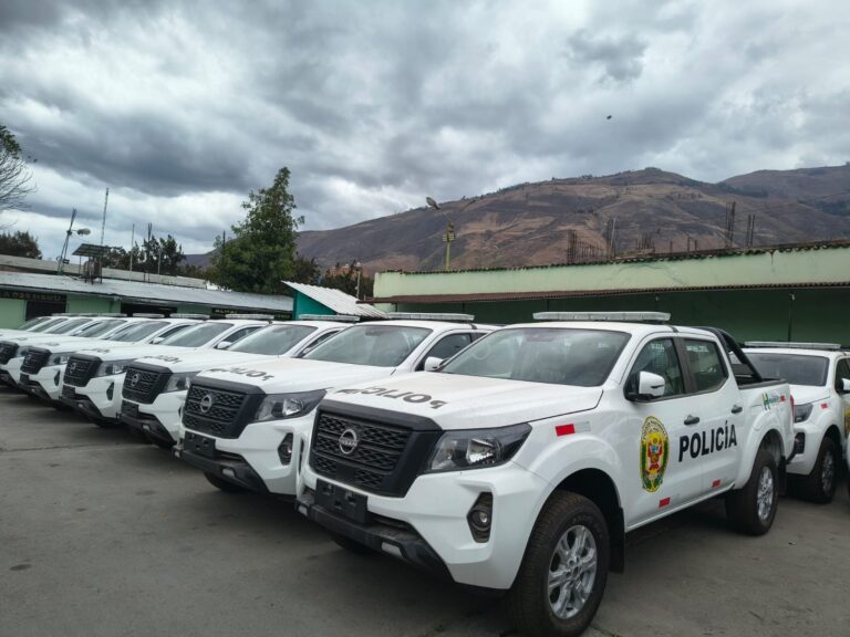Gobierno Regional Huánuco entrega 23 patrulleros a la Policía y alista 50 motocicletas para reforzar seguridad ciudadana