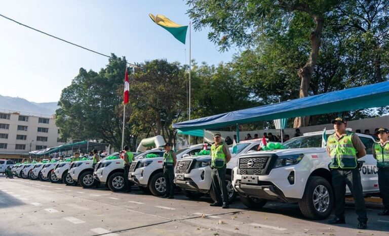 Patrulleros entregados a la Policía hace dos meses siguen sin entrar en servicio