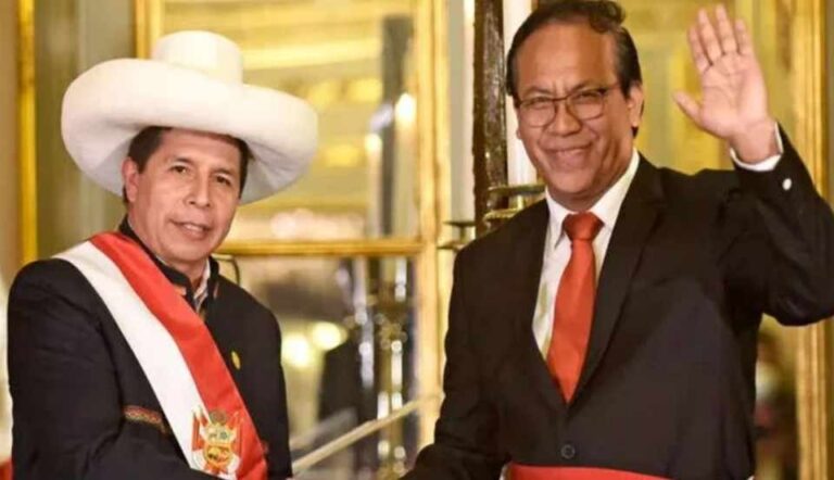 Facciones de Roberto Sánchez y Pedro Castillo protagonizan disputas internas en Juntos por el Perú