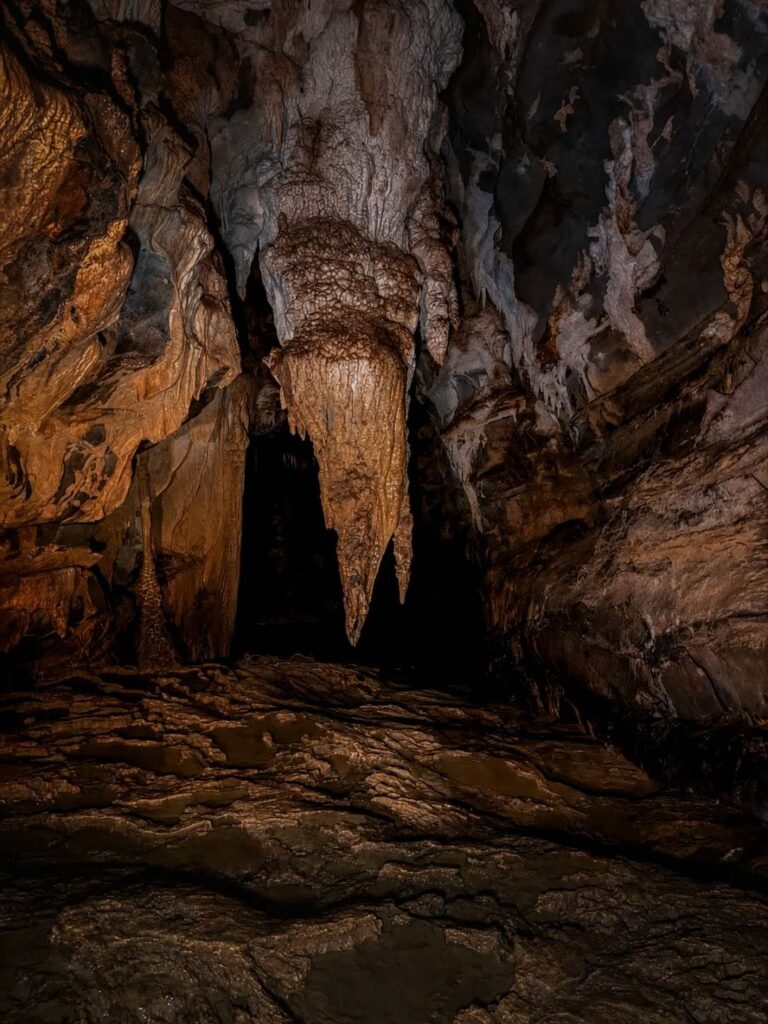 Dircetur gestiona autorización formal de la cueva Huayna Cápac para espeleología y rapel en Tingo María