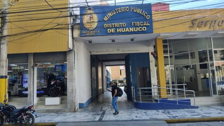 Caso Liceo Naval reaviva debate sobre denuncias contra docentes en Huánuco
