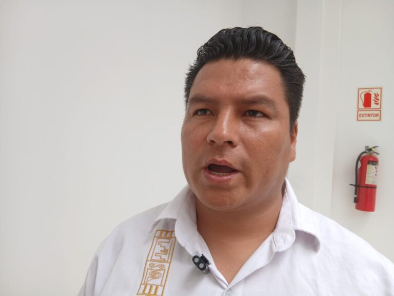 Consejero regional denuncia que gestión de Antonio Pulgar no ha reiniciado ninguna obra paralizada en la provincia de Pachitea