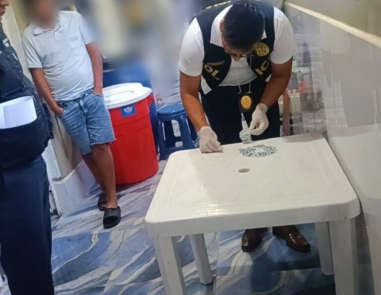 Intervienen a interno en el penal de Potracancha con 286 presuntos envoltorios de PBC