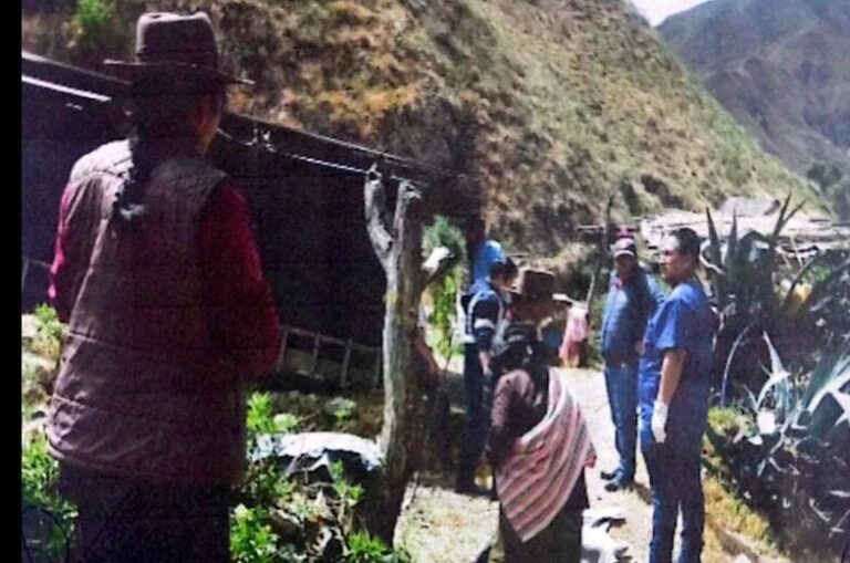 Hallan sin vida a adulta mayor en canal de riego de Ripán; investigan posible agresión sexual