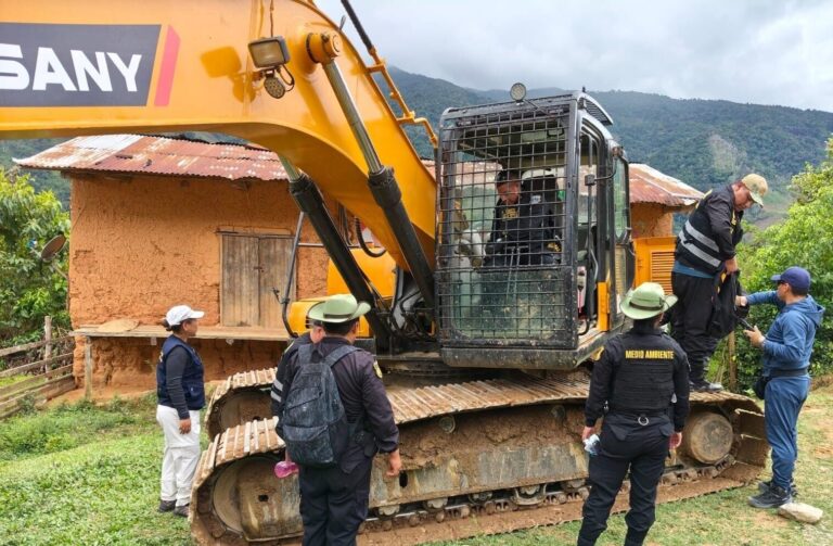 Unidad de Protección del Medio Ambiente de Huánuco destruyó maquinaria de minería ilegal valorizada en más de S/36 millones